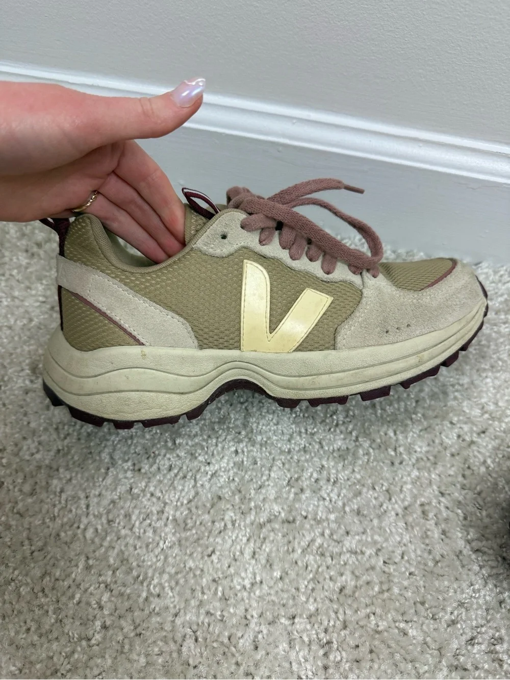 Veja Venturi Alveomesh Sneakers Shoes in Dune Pink